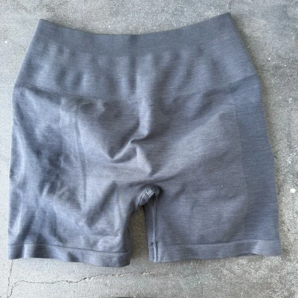 Alphalete amplify shorts - Picture 2 of 2